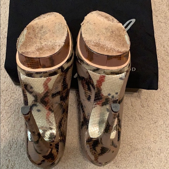 Gold python embossed Brian Atwood platform pumps - Picture 6 of 9